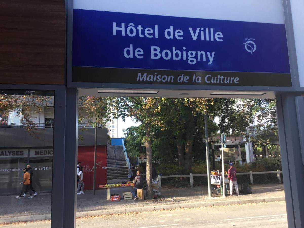 Just For Sleep - Parisian Male Dorm Room -Daily Stays 8Pm To 10Am- Contact Booking Message On The Arrival- Pas D'Appel Phone Bobigny Bagian luar foto